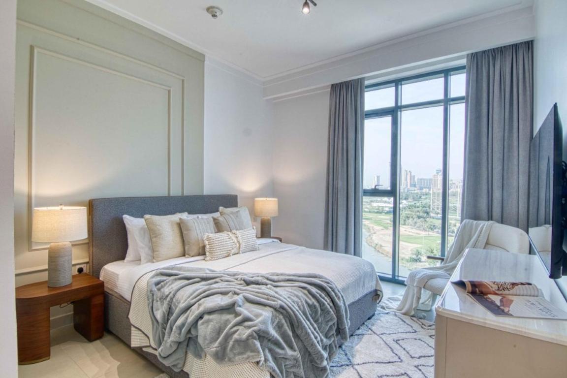 The Smart Concierge - Vida The Hills * Dubai